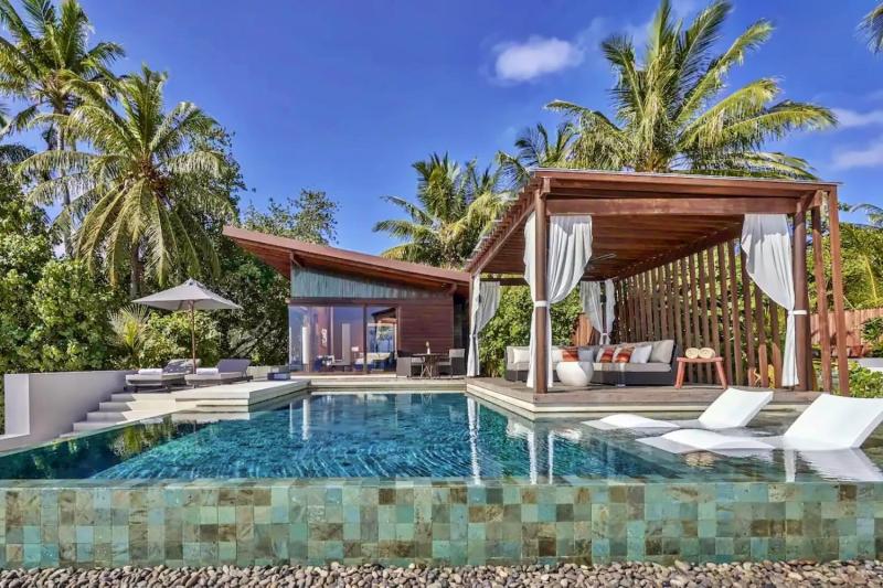 Deluxe Pool Villa