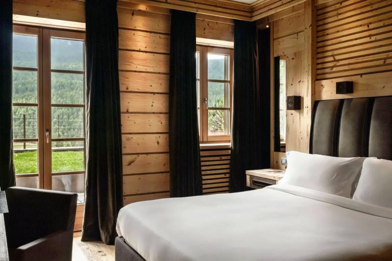 Premium Deluxe Room