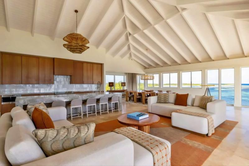 3 Bedroom Premier Ocean View Penthouse Suite