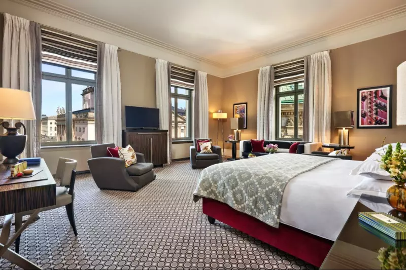 Deluxe City View Suite