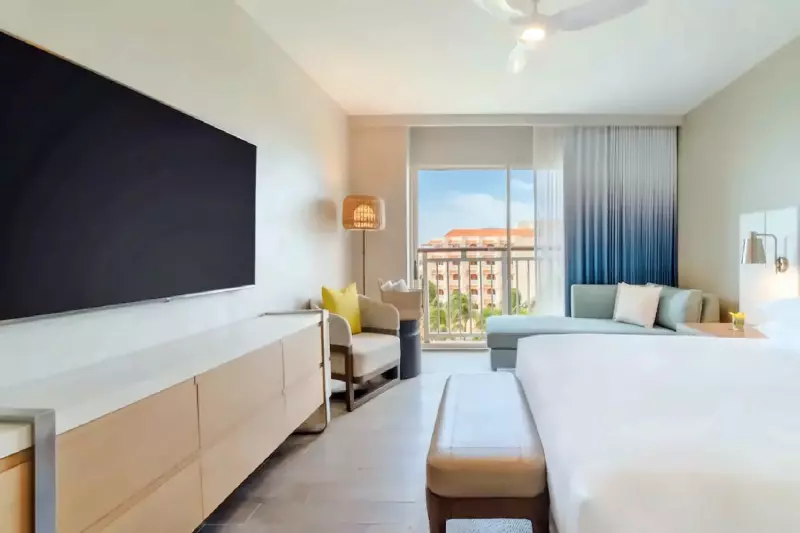 Resort & Ocean View Room