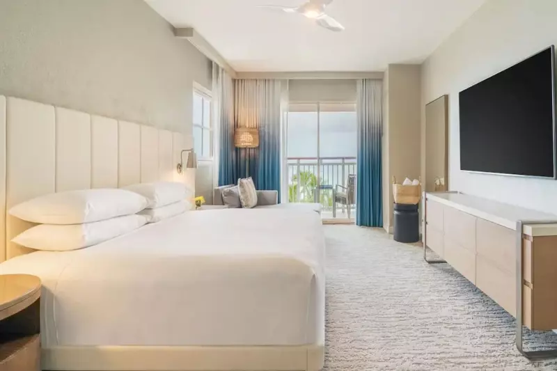 Partial Ocean View Balcony Room 