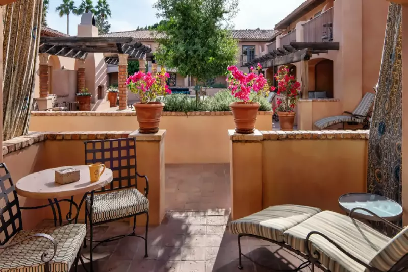 Camelback View Terrace Room
