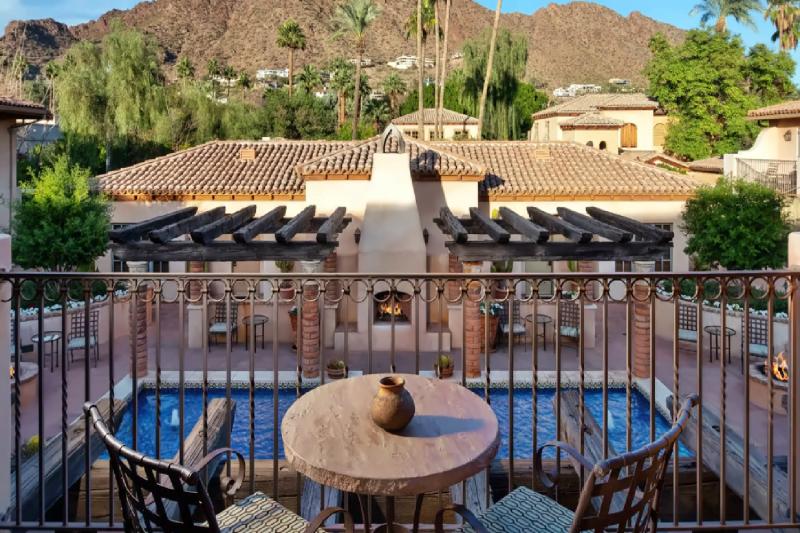 Camelback View Spa Terrace Suite 