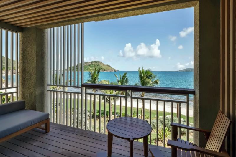 Beachfront Terrace Suite