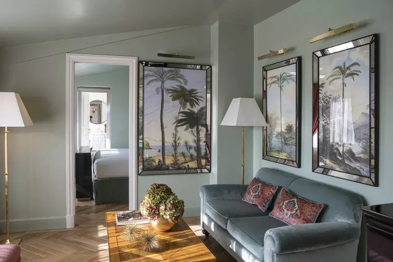 Eternal Iconic Suite 