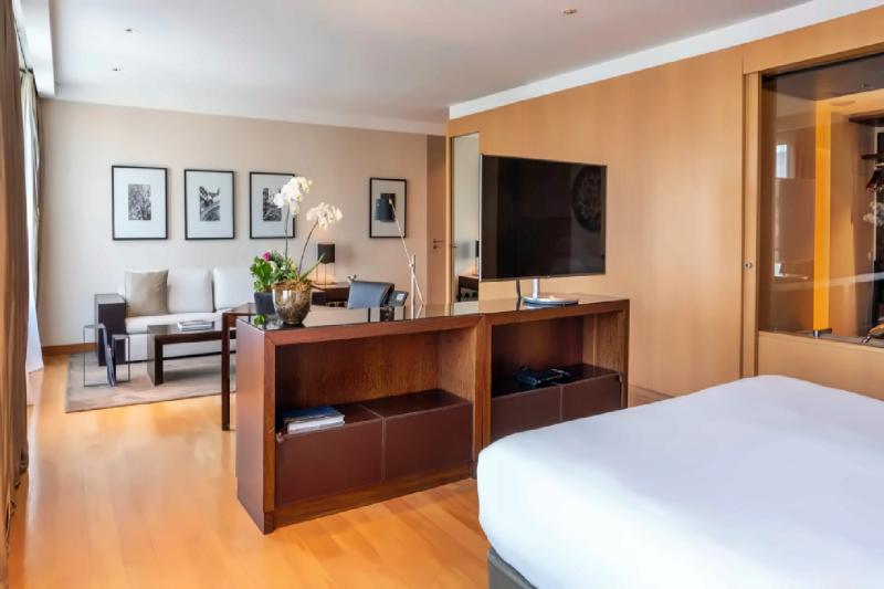 Park Suite