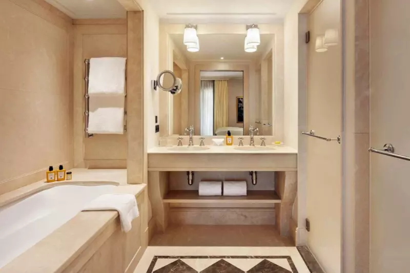 Prestige Room