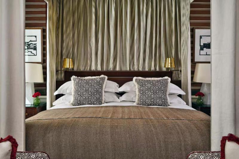 Clara Dow Suite