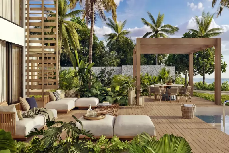 3 Bedroom Beachfront Pool Presidential Suite