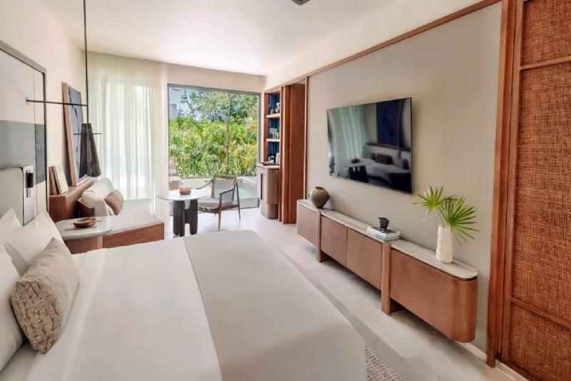 Beach Area Terrace Room 