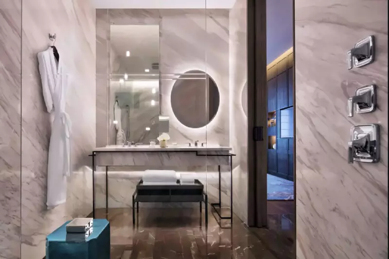 Mountain View Room
