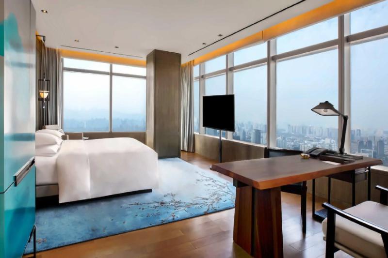 Premium Partial River View Room