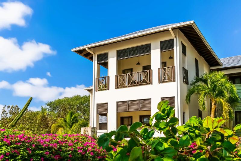 5 Bedroom Ocean View Villa