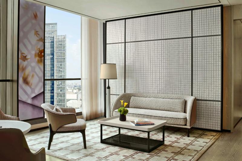 Deluxe City View Suite 