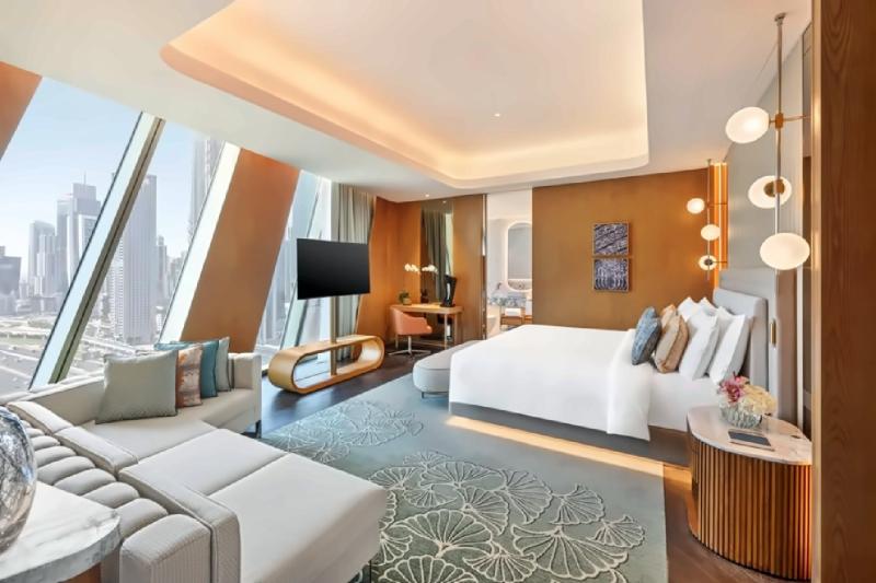 Premier Downtown View Room 
