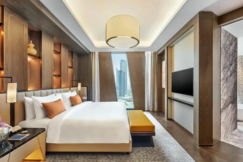 Panoramic View Club Suite