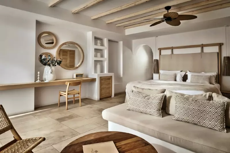 Deluxe Suite 
