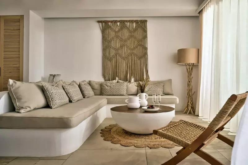 Deluxe Sea View Suite