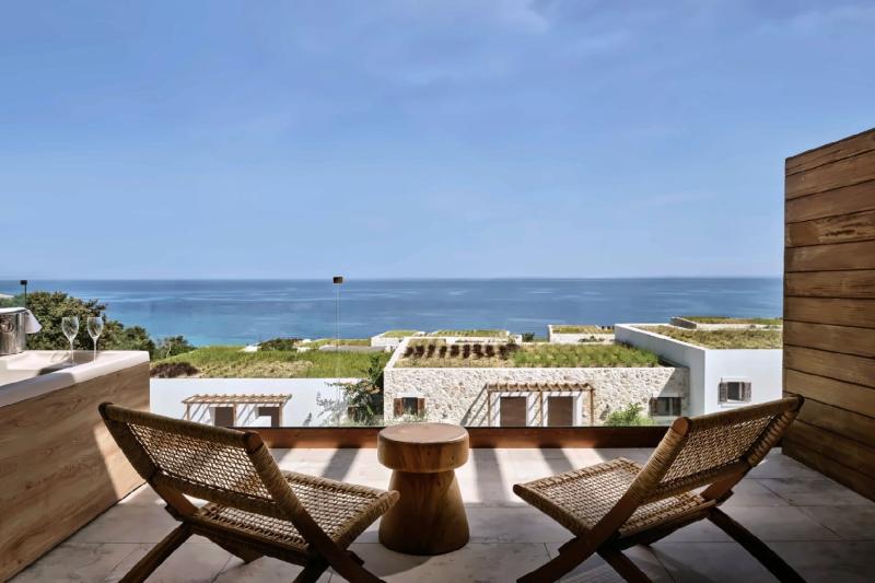  Spa Sea View Jetted Tub Suite