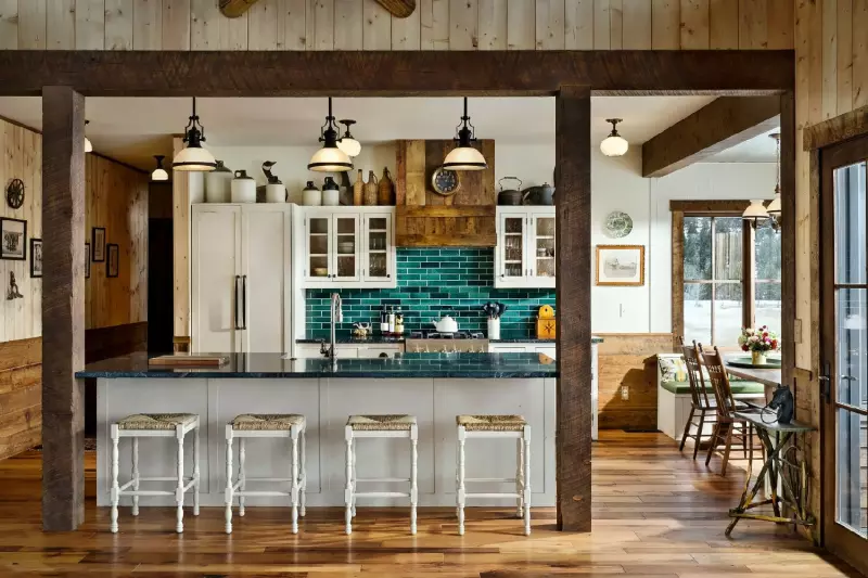 3 Bedroom Golden Eagle Cabin