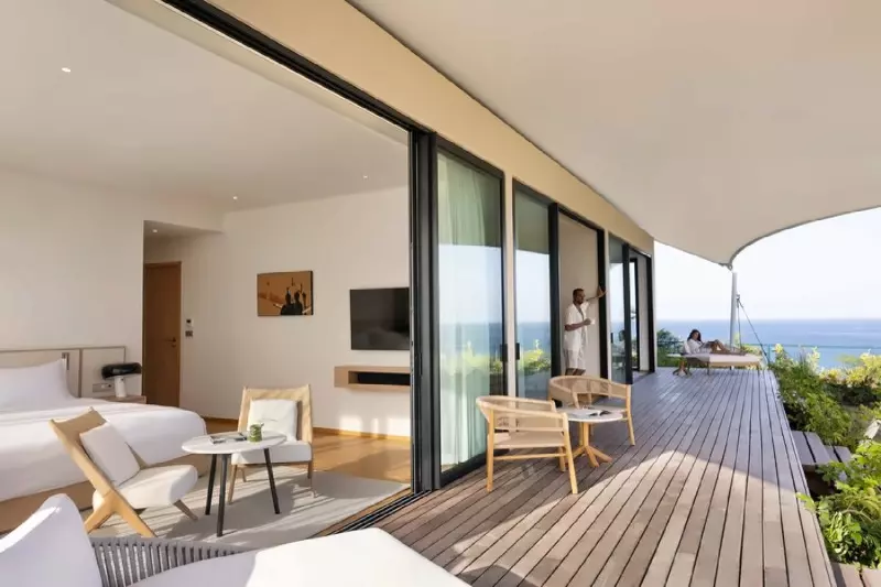 2 Bedroom Panoramic Oceanview Suite