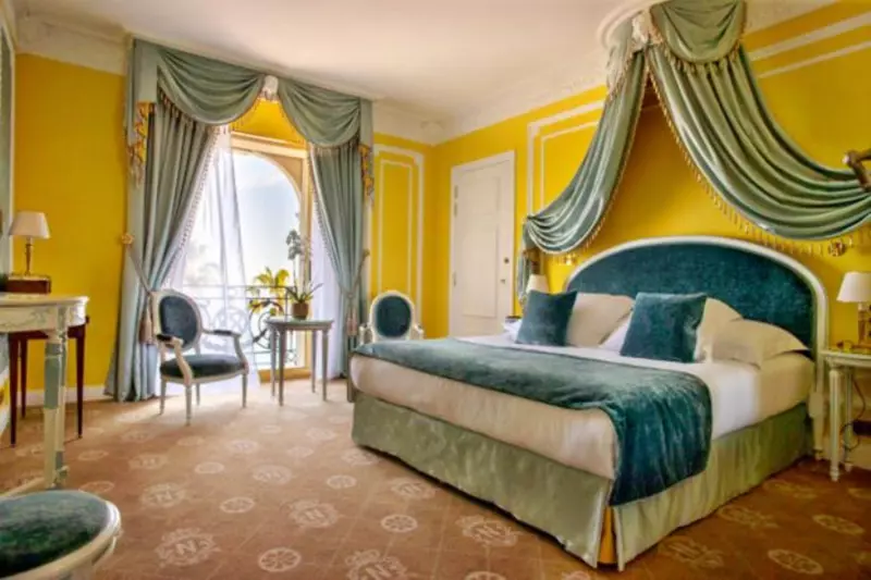 2 Bedroom Signature Sea View Suite
