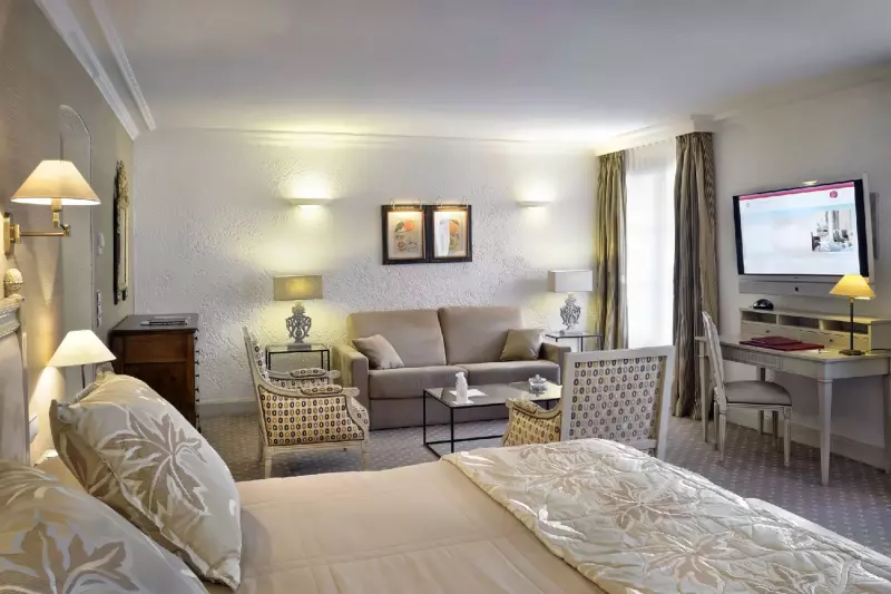 Signature Junior Suite