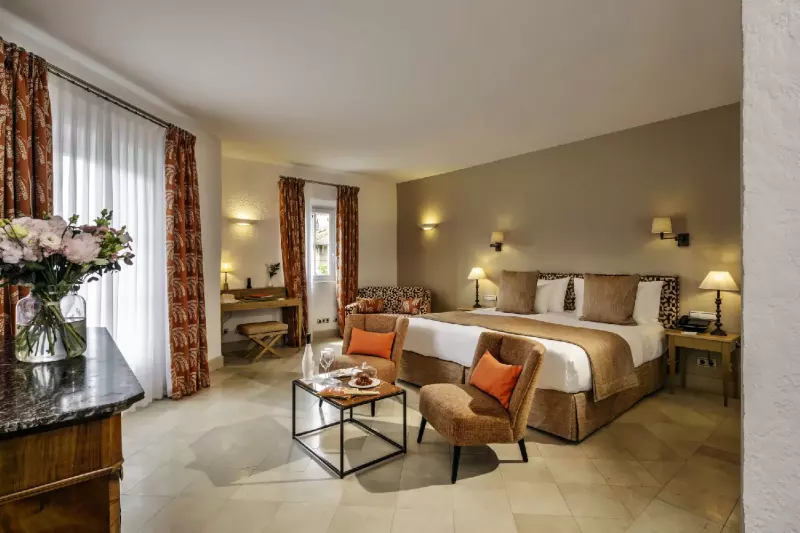 Signature Junior Suite