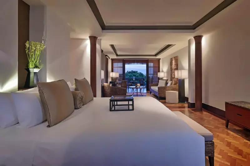 Studio Beachfront Suite