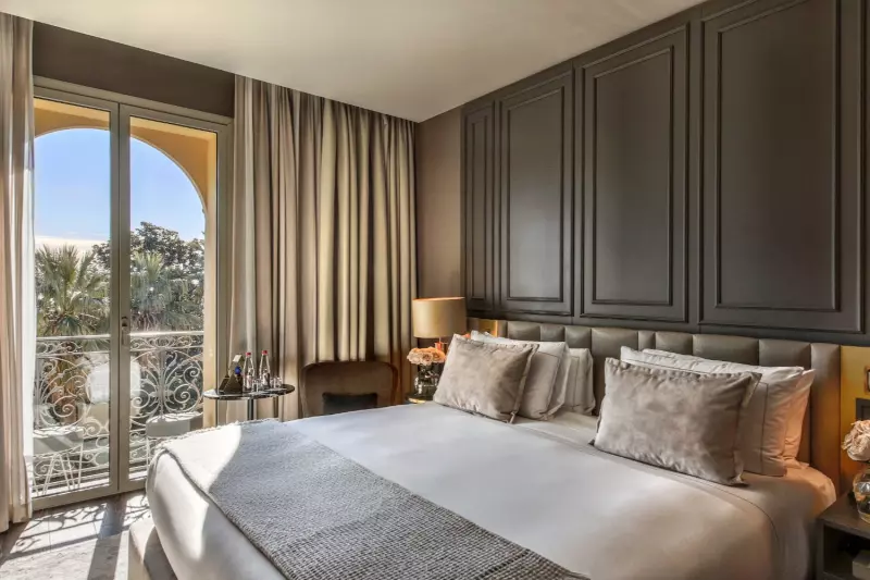 Premium Garden View Balcony Room