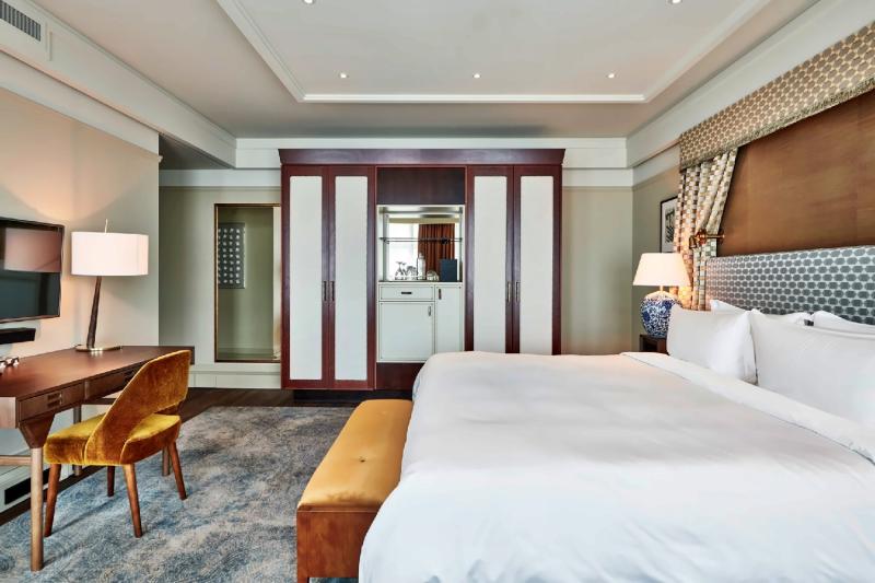 2 Bedroom Standard Family Suite