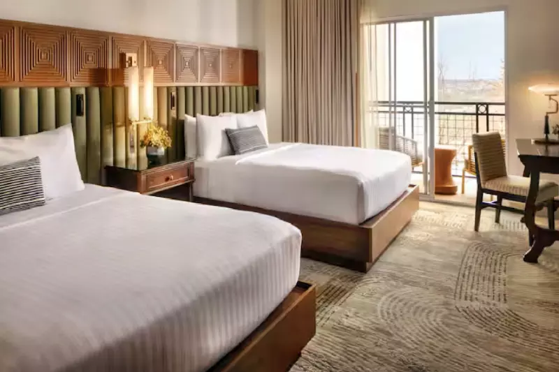 Deluxe City View Room