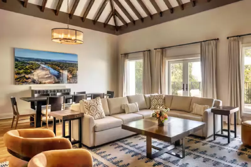 Villa Briscoe Suite