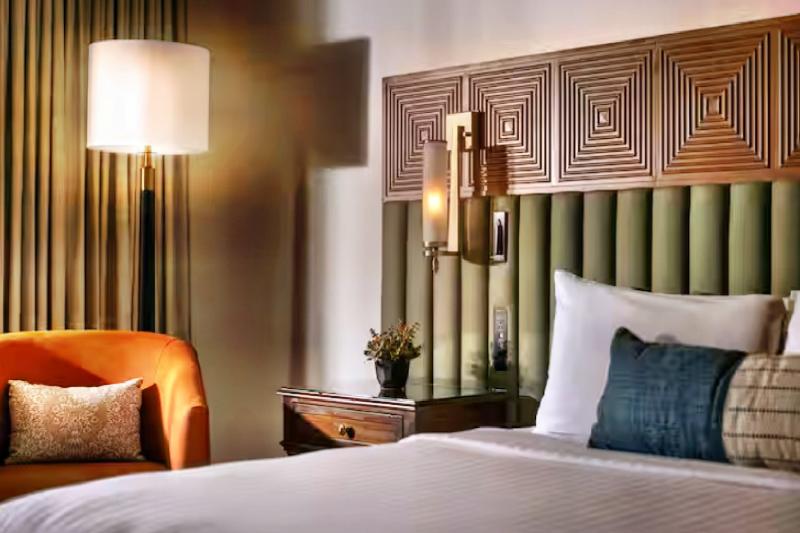 Seven City View Adult Only Room