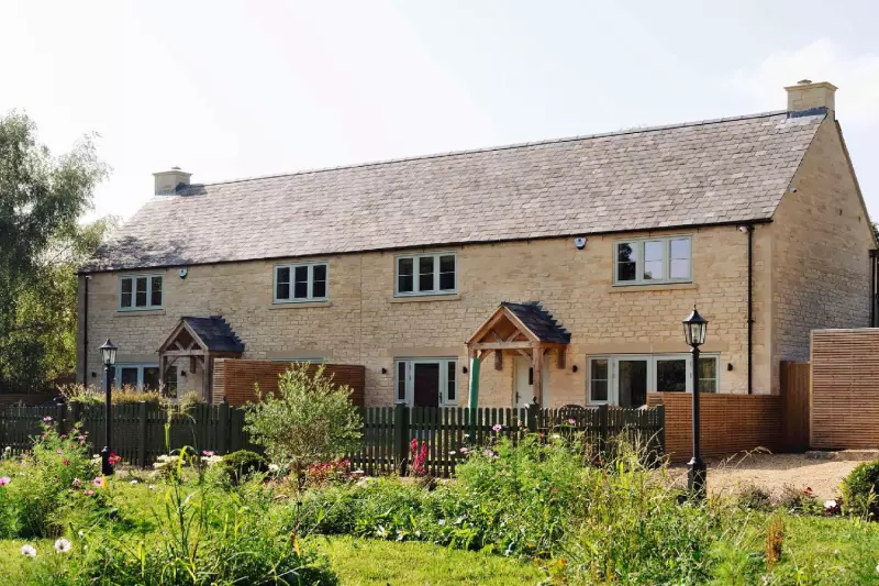 2 Bedroom Grand Cottage