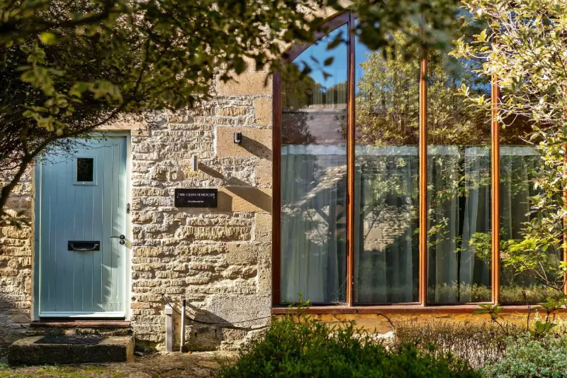 3 Bedroom Manor Cottage