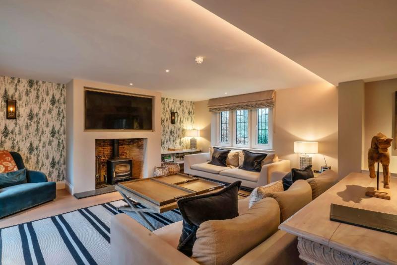 4 Bedroom Grand Cottage 