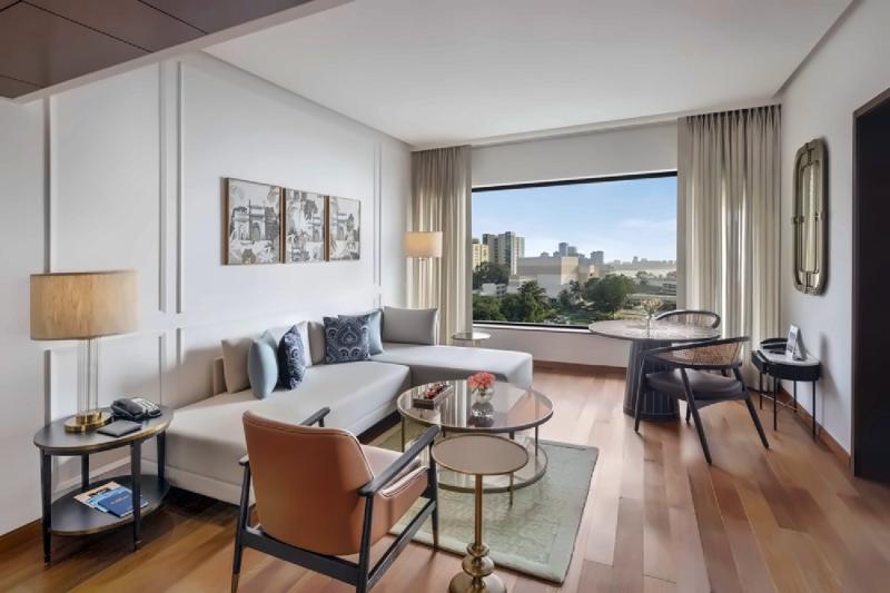 Premier Bay View Suite