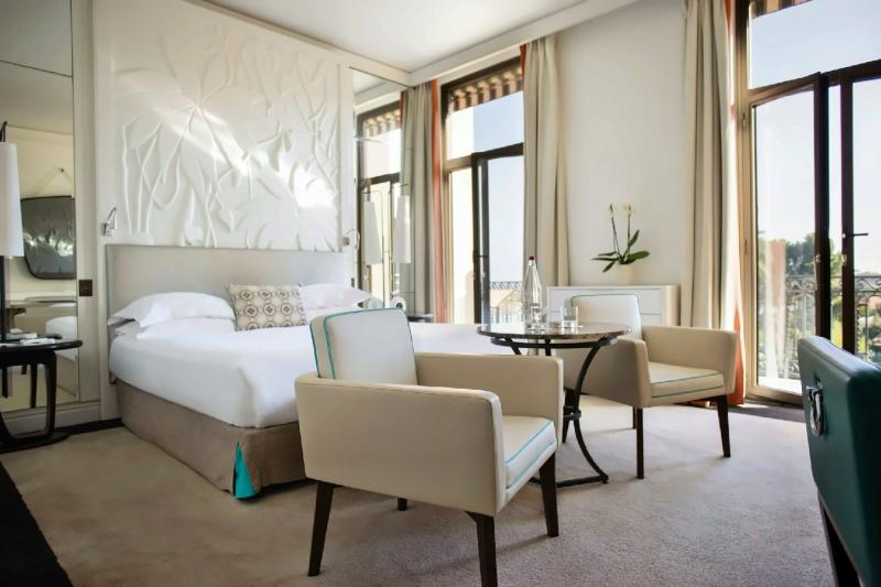 Historic Building Prestige Bay View Balcony Room