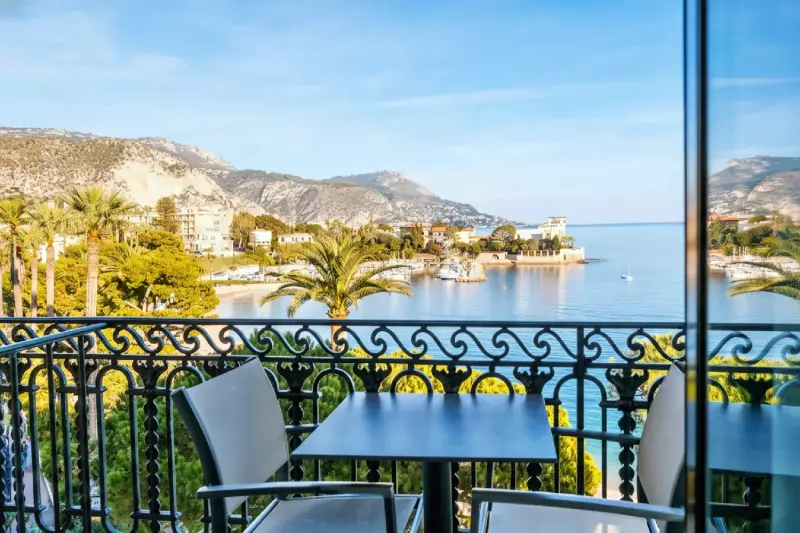 Historic Building Prestige Bay View Balcony Room