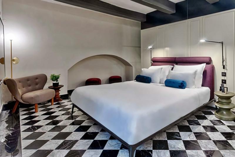 Sixteen 34 Suite