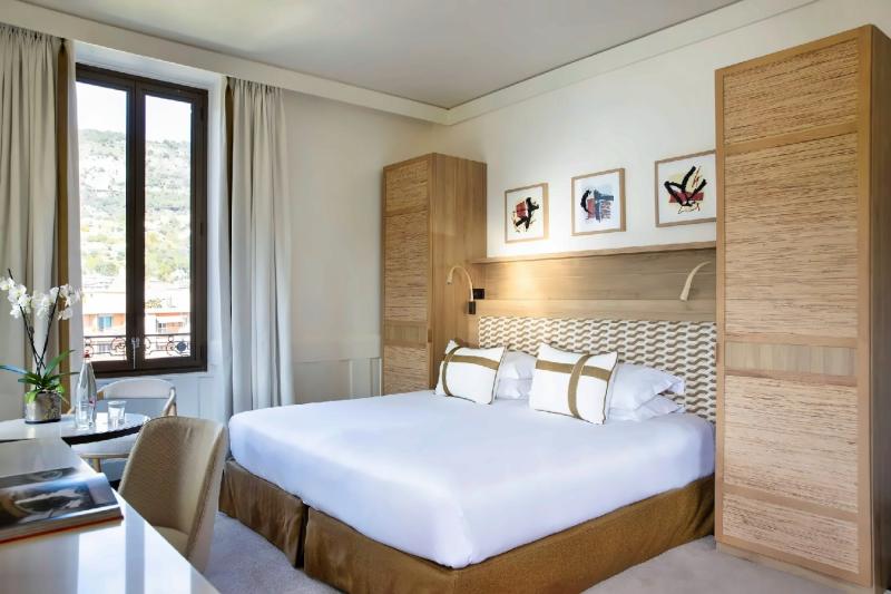 Historic Building Superior Mountain View Room