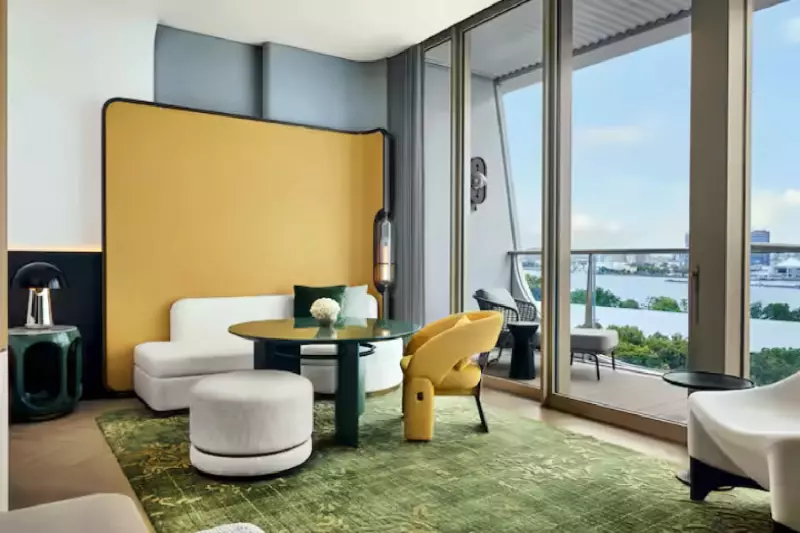 Deluxe River View Room