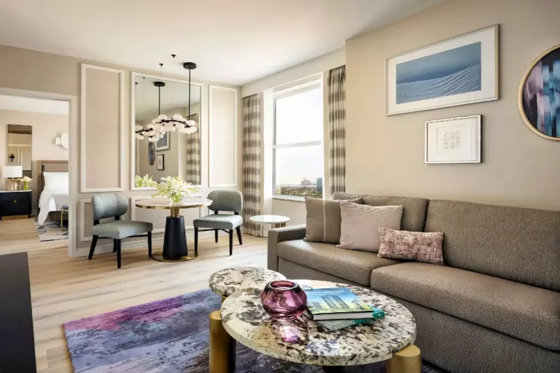 Bay View Suite