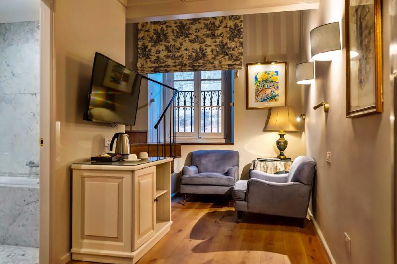 Standard Duplex Room