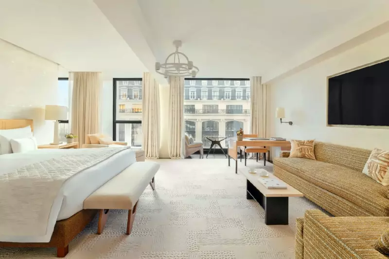 Pont Neuf Deluxe Room 