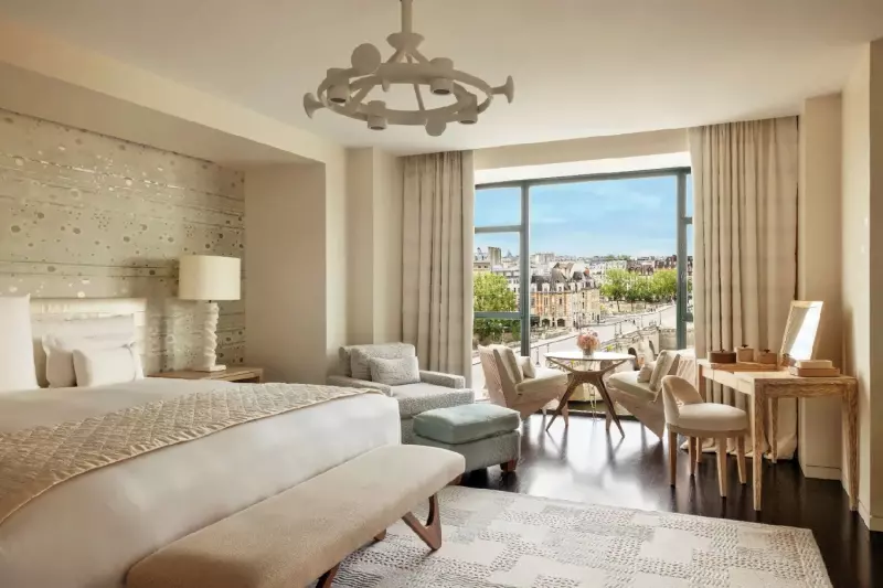 Eiffel Suite