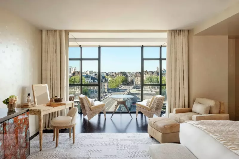 Notre Dame Suite 
