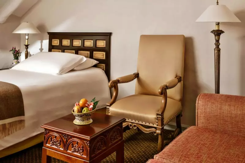 Deluxe Junior Suite 